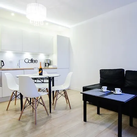 Apartament Z Basenem Polanki