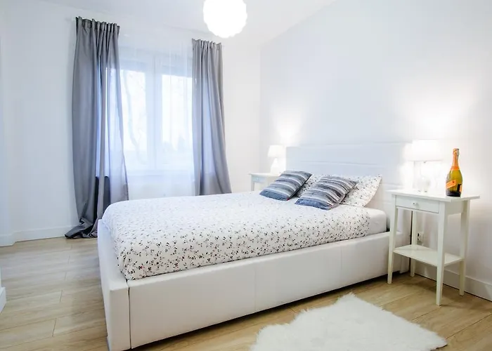 Apartament Z Basenem Polanki