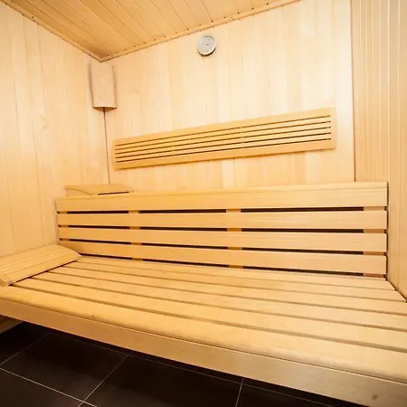 Z Basenem Polanki Διαμέρισμα Kołobrzeg